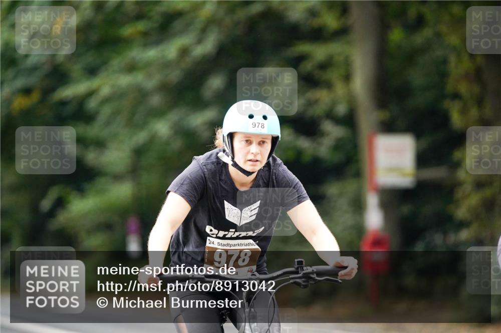 14.09.2025 - Stadtparktriathlon Michael Burmester http://msf.ph/oto/8913042 14.09.2025 11:50:14 Radfahren 934, 935, 958, 969, 978, 1075, 1077 meine-sportfotos.de