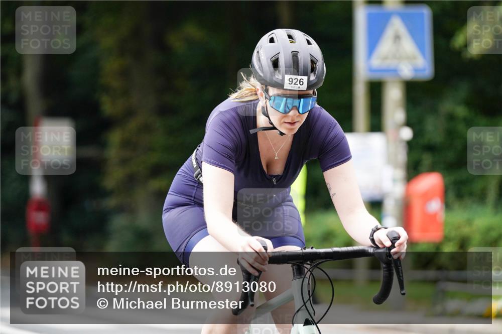 14.09.2025 - Stadtparktriathlon Michael Burmester http://msf.ph/oto/8913080 14.09.2025 11:51:04 Radfahren 926, 936, 1000, 1027, 1059, 1097 meine-sportfotos.de