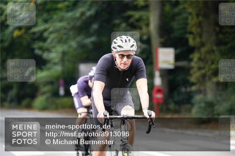 14.09.2025 - Stadtparktriathlon Michael Burmester http://msf.ph/oto/8913096 14.09.2025 11:51:23 Radfahren 962, 976, 994, 1040, 1043, 1057, 1080, 1083 meine-sportfotos.de