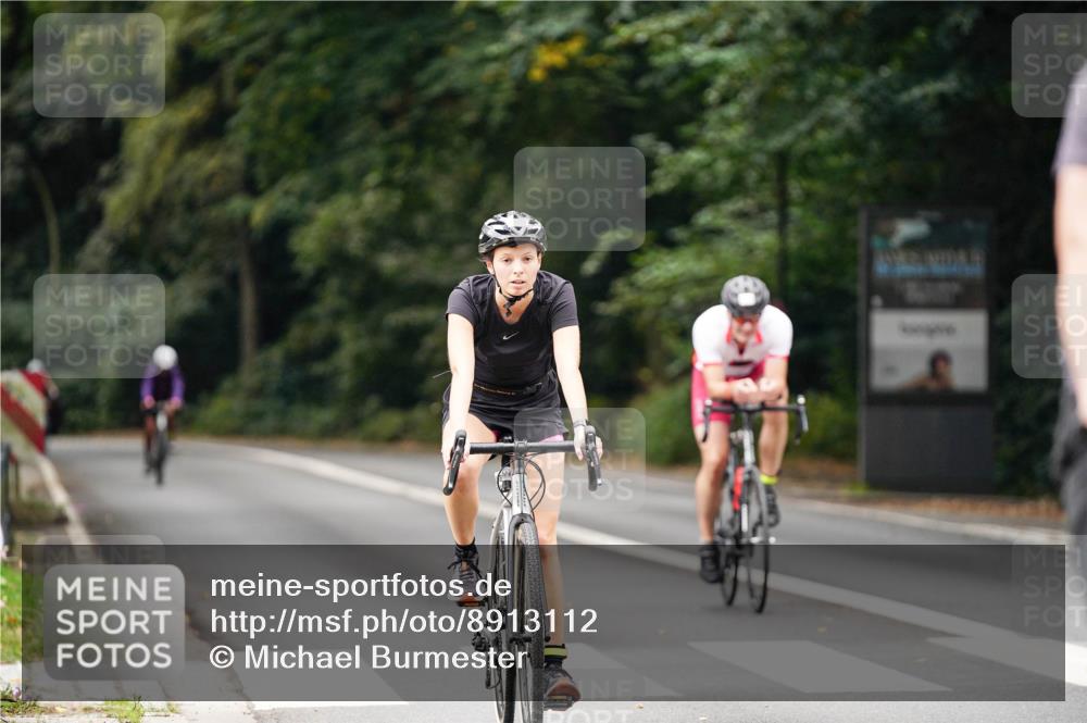 14.09.2025 - Stadtparktriathlon Michael Burmester http://msf.ph/oto/8913112 14.09.2025 11:51:47 Radfahren 961, 985, 1051, 1079, 1102 meine-sportfotos.de
