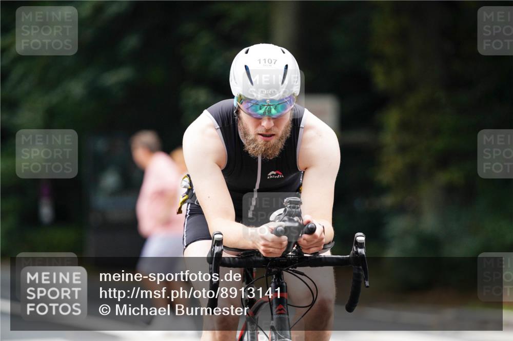14.09.2025 - Stadtparktriathlon Michael Burmester http://msf.ph/oto/8913141 14.09.2025 11:52:26 Radfahren 932, 982, 989, 1020, 1054, 1078, 1094, 1107 meine-sportfotos.de