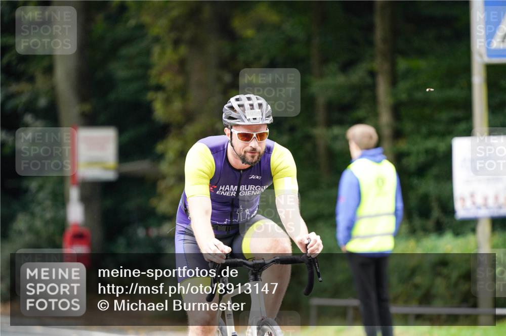 14.09.2025 - Stadtparktriathlon Michael Burmester http://msf.ph/oto/8913147 14.09.2025 11:52:32 Radfahren 938, 982, 1048, 1054, 1067, 1107, 1117 meine-sportfotos.de