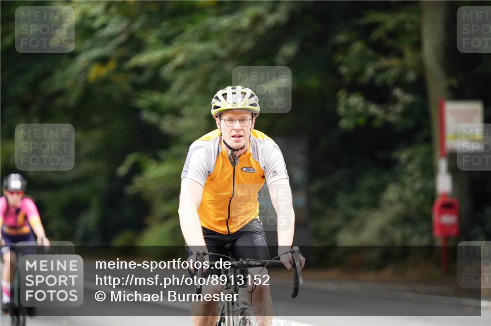 14.09.2025 - Stadtparktriathlon Michael Burmester http://msf.ph/oto/8913152 14.09.2025 11:52:38 Radfahren 938, 1008, 1048, 1054, 1067, 1117 meine-sportfotos.de
