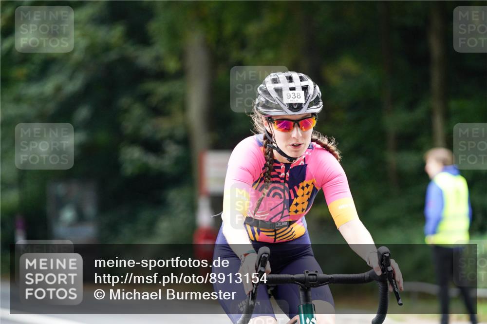 14.09.2025 - Stadtparktriathlon Michael Burmester http://msf.ph/oto/8913154 14.09.2025 11:52:41 Radfahren 938, 1008, 1048, 1067, 1117 meine-sportfotos.de