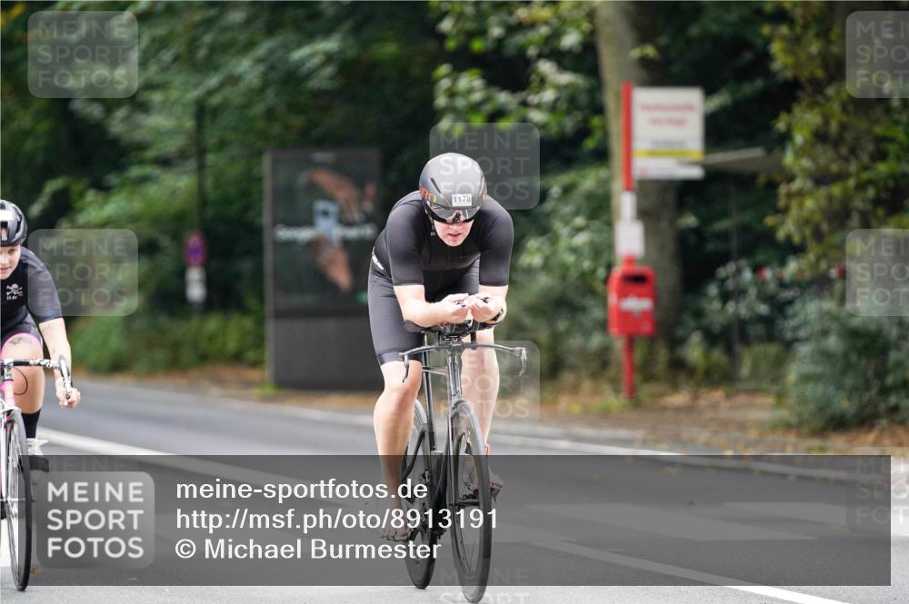 14.09.2025 - Stadtparktriathlon Michael Burmester http://msf.ph/oto/8913191 14.09.2025 11:53:28 Radfahren 931, 1178 meine-sportfotos.de