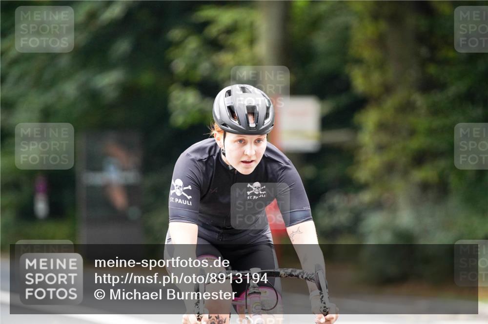 14.09.2025 - Stadtparktriathlon Michael Burmester http://msf.ph/oto/8913194 14.09.2025 11:53:29 Radfahren 931, 1178 meine-sportfotos.de
