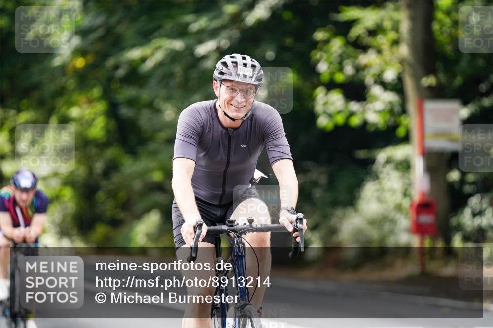 14.09.2025 - Stadtparktriathlon Michael Burmester http://msf.ph/oto/8913214 14.09.2025 11:53:50 Radfahren 995, 1031, 1046, 1062, 1069, 1086, 1099 meine-sportfotos.de
