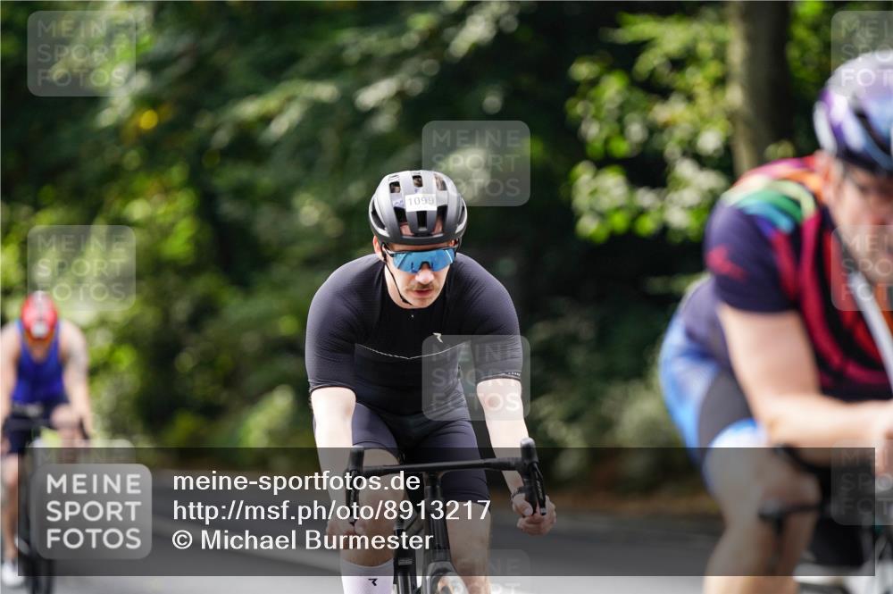 14.09.2025 - Stadtparktriathlon Michael Burmester http://msf.ph/oto/8913217 14.09.2025 11:53:52 Radfahren 995, 1031, 1046, 1069, 1086, 1099 meine-sportfotos.de