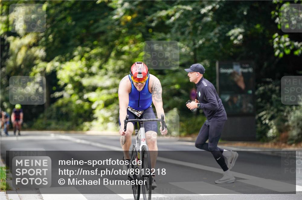 14.09.2025 - Stadtparktriathlon Michael Burmester http://msf.ph/oto/8913218 14.09.2025 11:53:52 Radfahren 995, 1031, 1046, 1069, 1086, 1099 meine-sportfotos.de