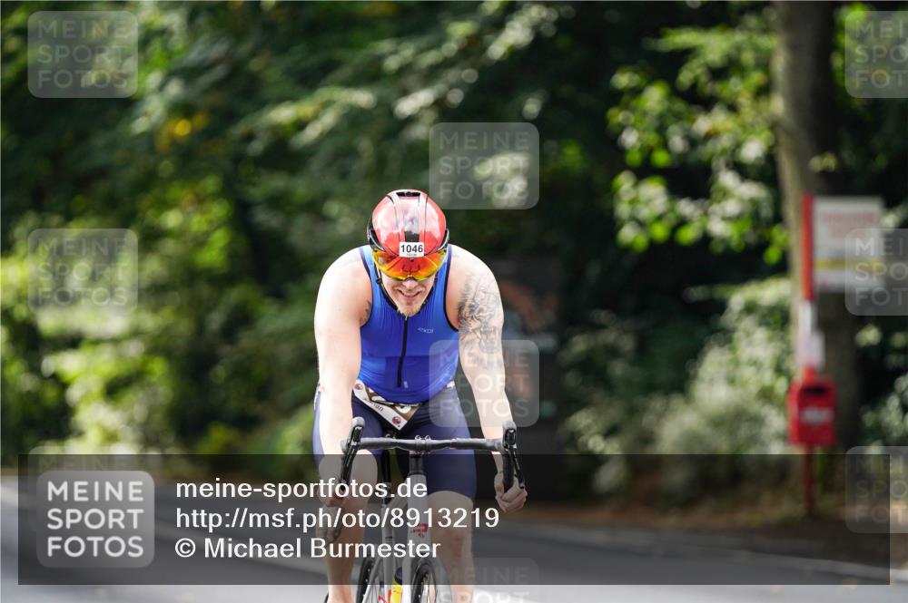 14.09.2025 - Stadtparktriathlon Michael Burmester http://msf.ph/oto/8913219 14.09.2025 11:53:53 Radfahren 1031, 1046, 1058, 1069, 1086, 1099 meine-sportfotos.de