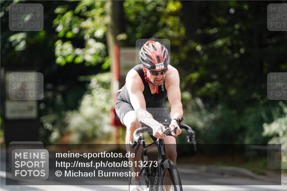 14.09.2025 - Stadtparktriathlon Michael Burmester http://msf.ph/oto/8913273 14.09.2025 11:55:33 Radfahren 955, 1049, 1072, 1091, 1092, 1116, 1168, 1186 meine-sportfotos.de