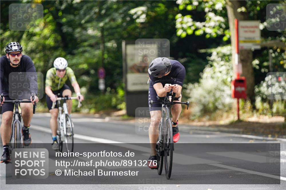 14.09.2025 - Stadtparktriathlon Michael Burmester http://msf.ph/oto/8913276 14.09.2025 11:55:35 Radfahren 955, 1049, 1072, 1091, 1092, 1116, 1164, 1168, 1186, 1194 meine-sportfotos.de