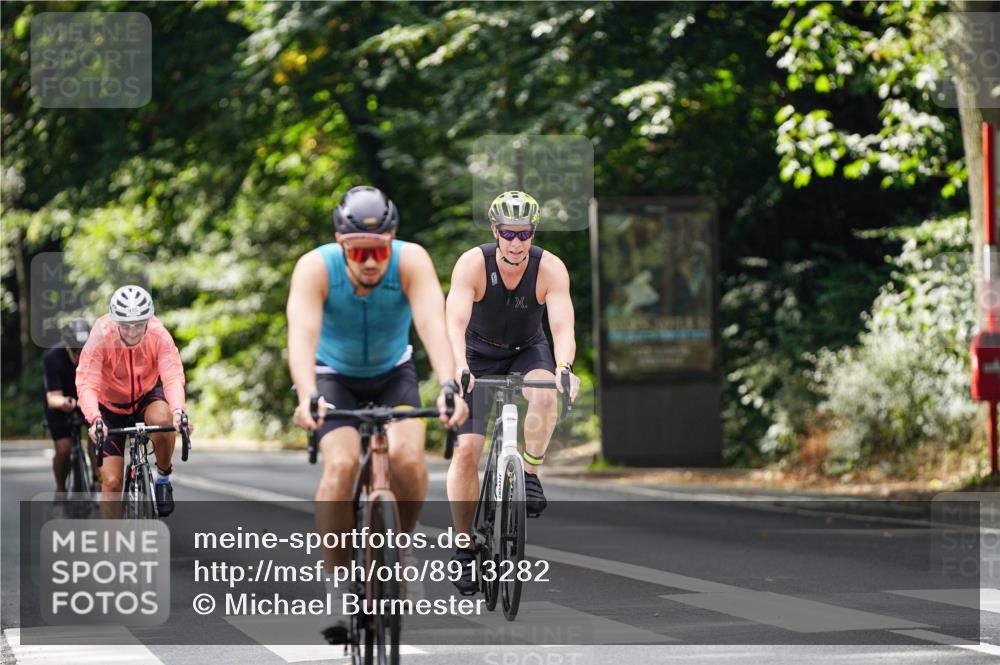 14.09.2025 - Stadtparktriathlon Michael Burmester http://msf.ph/oto/8913282 14.09.2025 11:55:38 Radfahren 955, 1049, 1072, 1091, 1092, 1116, 1164, 1168, 1173, 1186, 1194 meine-sportfotos.de