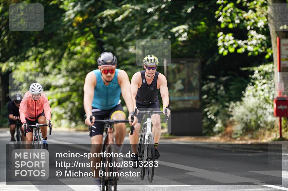 14.09.2025 - Stadtparktriathlon Michael Burmester http://msf.ph/oto/8913283 14.09.2025 11:55:38 Radfahren 955, 1049, 1072, 1091, 1092, 1116, 1164, 1168, 1173, 1186, 1194 meine-sportfotos.de