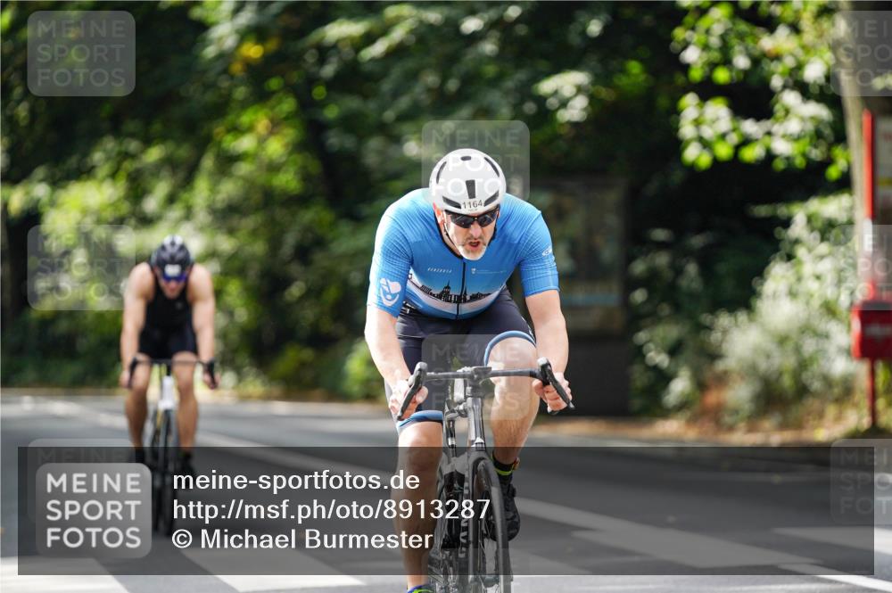 14.09.2025 - Stadtparktriathlon Michael Burmester http://msf.ph/oto/8913287 14.09.2025 11:55:41 Radfahren 955, 1049, 1056, 1072, 1091, 1092, 1164, 1168, 1173, 1174, 1186, 1194 meine-sportfotos.de