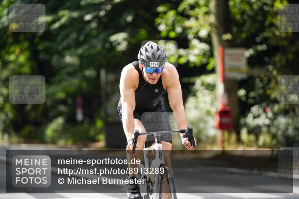14.09.2025 - Stadtparktriathlon Michael Burmester http://msf.ph/oto/8913289 14.09.2025 11:55:43 Radfahren 955, 1049, 1056, 1092, 1164, 1173, 1174, 1186, 1194 meine-sportfotos.de