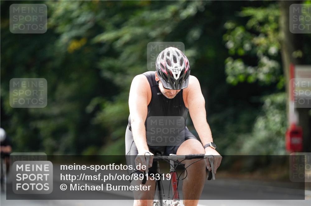 14.09.2025 - Stadtparktriathlon Michael Burmester http://msf.ph/oto/8913319 14.09.2025 11:56:11 Radfahren 1014, 1022, 1082, 1089, 1113, 1170, 1214 meine-sportfotos.de