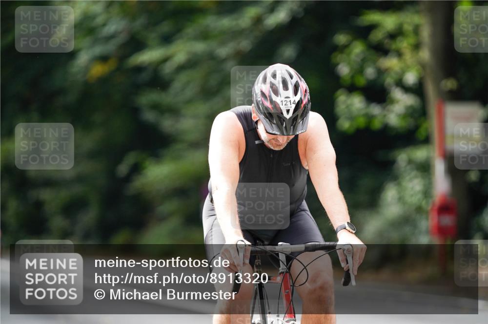 14.09.2025 - Stadtparktriathlon Michael Burmester http://msf.ph/oto/8913320 14.09.2025 11:56:11 Radfahren 1014, 1022, 1082, 1089, 1113, 1170, 1214 meine-sportfotos.de