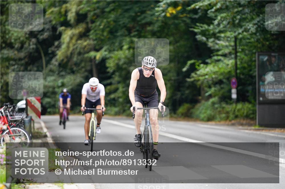 14.09.2025 - Stadtparktriathlon Michael Burmester http://msf.ph/oto/8913332 14.09.2025 11:56:34 Radfahren 960, 1023, 1053, 1119, 1133, 1172 meine-sportfotos.de