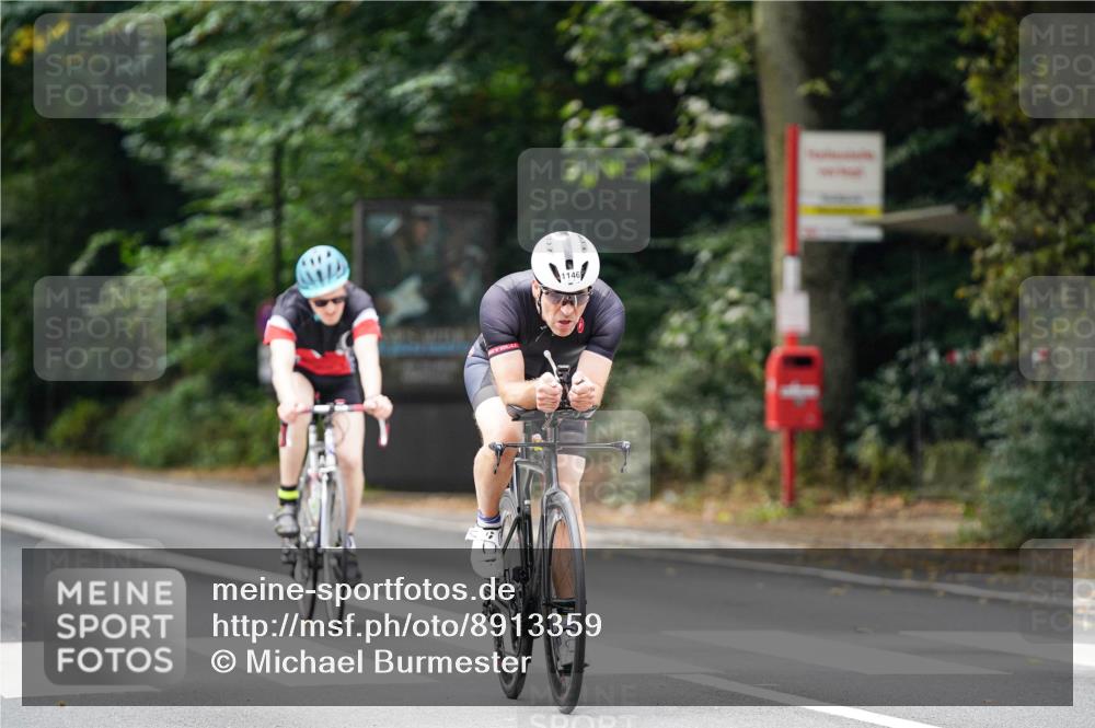 14.09.2025 - Stadtparktriathlon Michael Burmester http://msf.ph/oto/8913359 14.09.2025 11:57:04 Radfahren 924, 952, 1016, 1050, 1129, 1146, 1189 meine-sportfotos.de