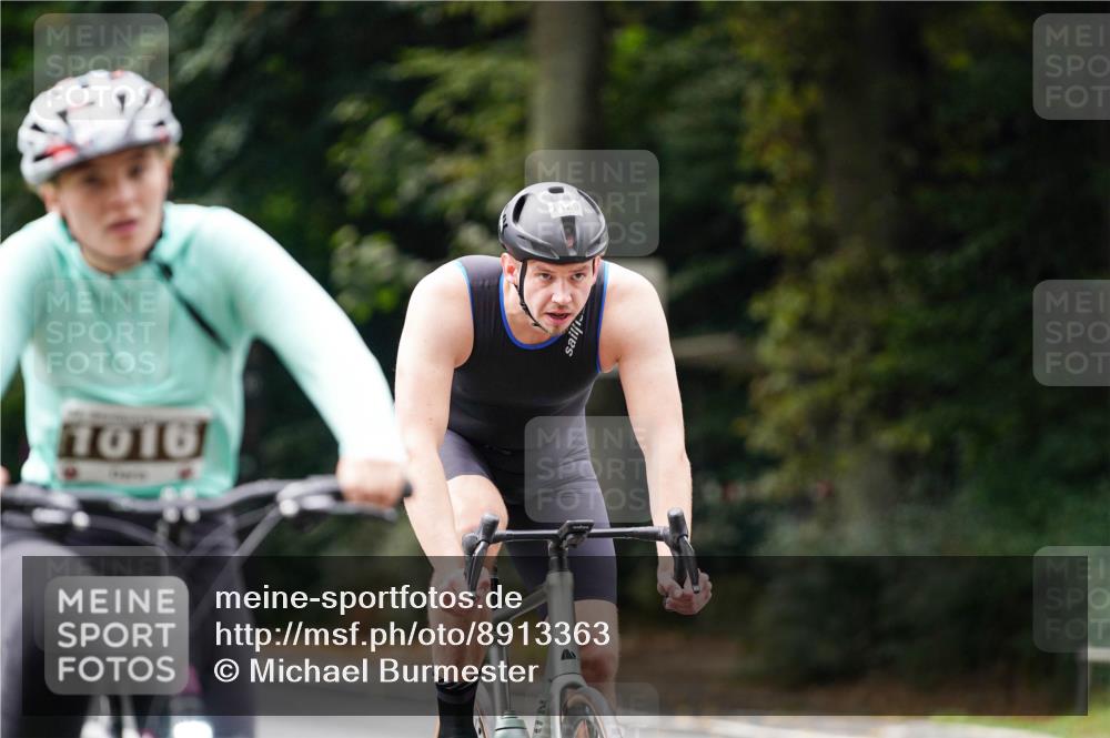 14.09.2025 - Stadtparktriathlon Michael Burmester http://msf.ph/oto/8913363 14.09.2025 11:57:08 Radfahren 952, 1016, 1050, 1129, 1146, 1189, 1205 meine-sportfotos.de