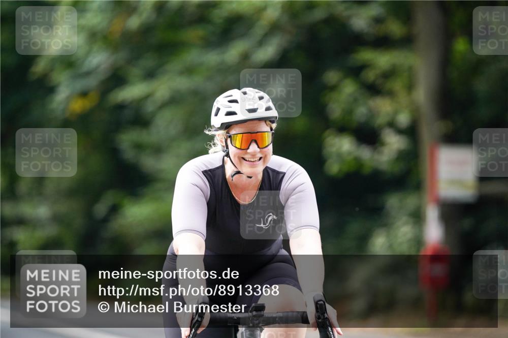 14.09.2025 - Stadtparktriathlon Michael Burmester http://msf.ph/oto/8913368 14.09.2025 11:57:12 Radfahren 952, 1016, 1050, 1129, 1132, 1189, 1203, 1205, 1211 meine-sportfotos.de