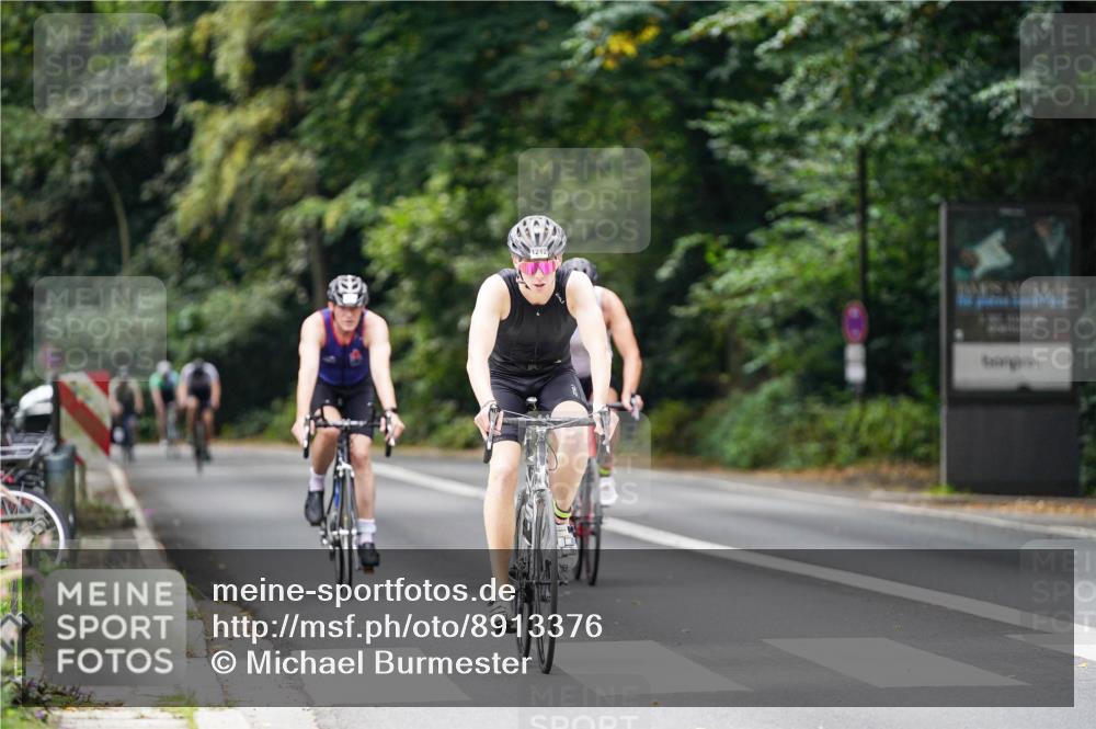14.09.2025 - Stadtparktriathlon Michael Burmester http://msf.ph/oto/8913376 14.09.2025 11:57:21 Radfahren 1124, 1132, 1147, 1203, 1205, 1211, 1212 meine-sportfotos.de