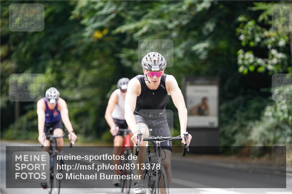 14.09.2025 - Stadtparktriathlon Michael Burmester http://msf.ph/oto/8913378 14.09.2025 11:57:21 Radfahren 1124, 1132, 1147, 1203, 1205, 1211, 1212 meine-sportfotos.de