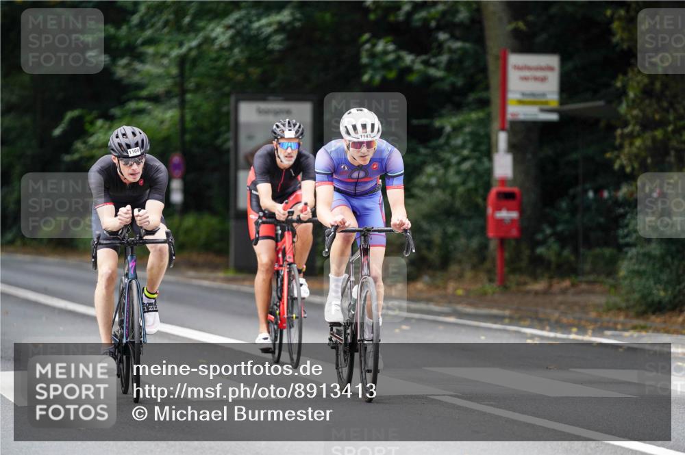 14.09.2025 - Stadtparktriathlon Michael Burmester http://msf.ph/oto/8913413 14.09.2025 11:58:19 Radfahren 945, 1002, 1040, 1083, 1101, 1112, 1121, 1143, 1155, 1160, 1180, 1213 meine-sportfotos.de