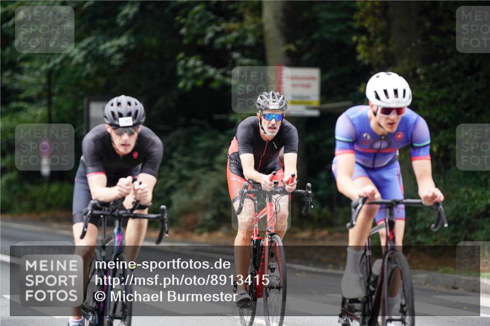 14.09.2025 - Stadtparktriathlon Michael Burmester http://msf.ph/oto/8913415 14.09.2025 11:58:20 Radfahren 945, 1002, 1040, 1083, 1101, 1112, 1121, 1143, 1155, 1160, 1180, 1213 meine-sportfotos.de