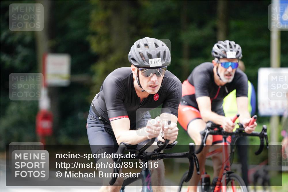 14.09.2025 - Stadtparktriathlon Michael Burmester http://msf.ph/oto/8913416 14.09.2025 11:58:20 Radfahren 945, 1002, 1040, 1083, 1101, 1112, 1121, 1143, 1155, 1160, 1180, 1213 meine-sportfotos.de