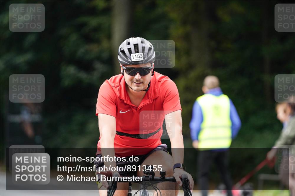 14.09.2025 - Stadtparktriathlon Michael Burmester http://msf.ph/oto/8913455 14.09.2025 11:59:00 Radfahren 1019, 1067, 1068, 1122, 1137, 1150, 1153, 1187 meine-sportfotos.de