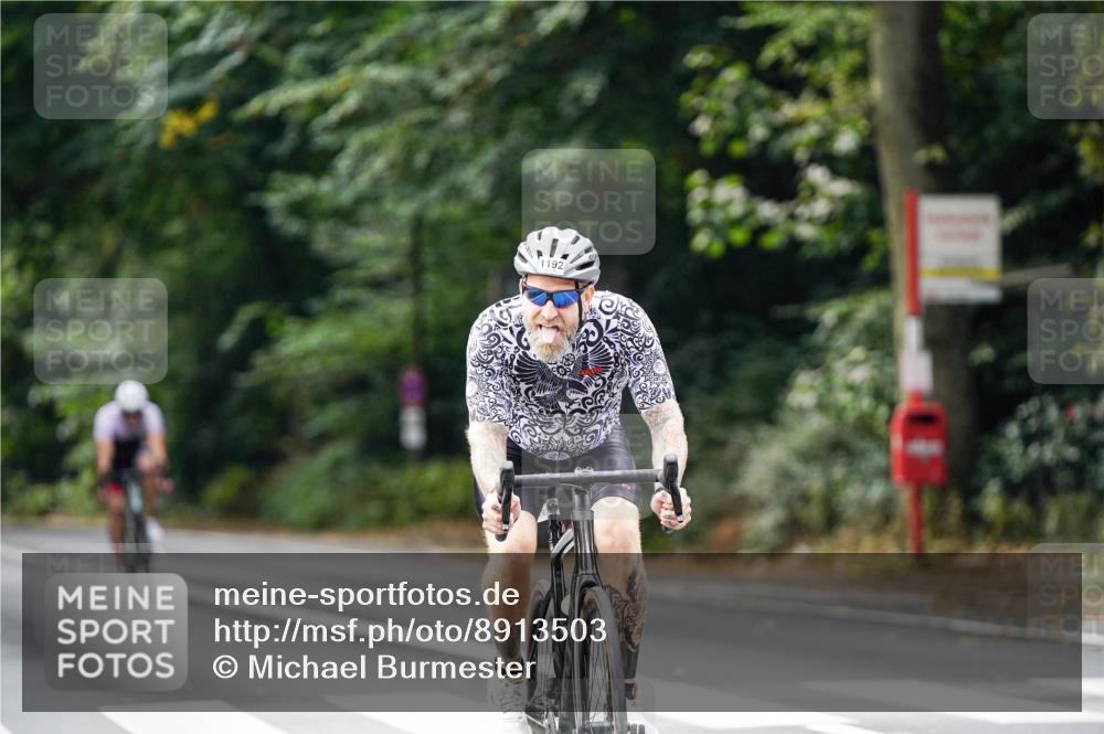 14.09.2025 - Stadtparktriathlon Michael Burmester http://msf.ph/oto/8913503 14.09.2025 12:00:33 Radfahren 1033, 1036, 1047, 1069, 1192 meine-sportfotos.de