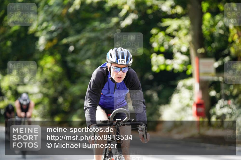 14.09.2025 - Stadtparktriathlon Michael Burmester http://msf.ph/oto/8913534 14.09.2025 12:01:10 Radfahren 1039, 1041, 1060, 1099, 1176, 1188, 1209 meine-sportfotos.de