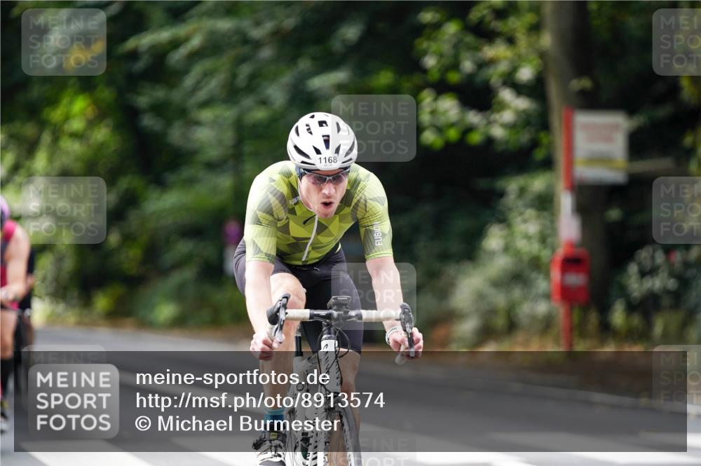 14.09.2025 - Stadtparktriathlon Michael Burmester http://msf.ph/oto/8913574 14.09.2025 12:01:57 Radfahren 1035, 1072, 1079, 1092, 1148, 1149, 1152, 1162, 1168, 1169, 1218 meine-sportfotos.de