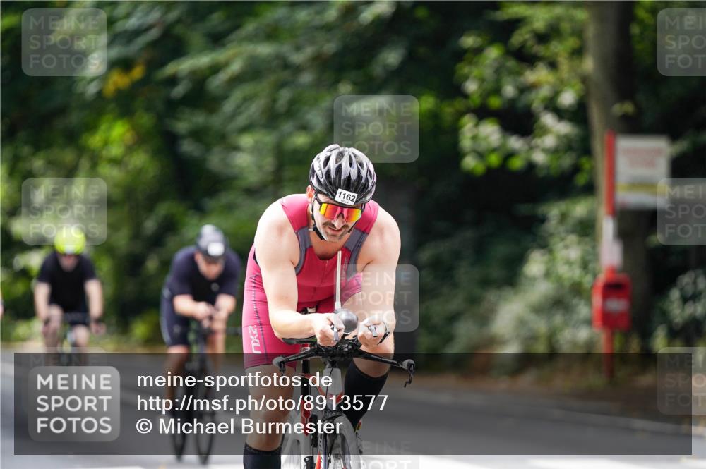 14.09.2025 - Stadtparktriathlon Michael Burmester http://msf.ph/oto/8913577 14.09.2025 12:01:58 Radfahren 1072, 1092, 1096, 1120, 1148, 1149, 1152, 1162, 1168, 1169, 1218 meine-sportfotos.de