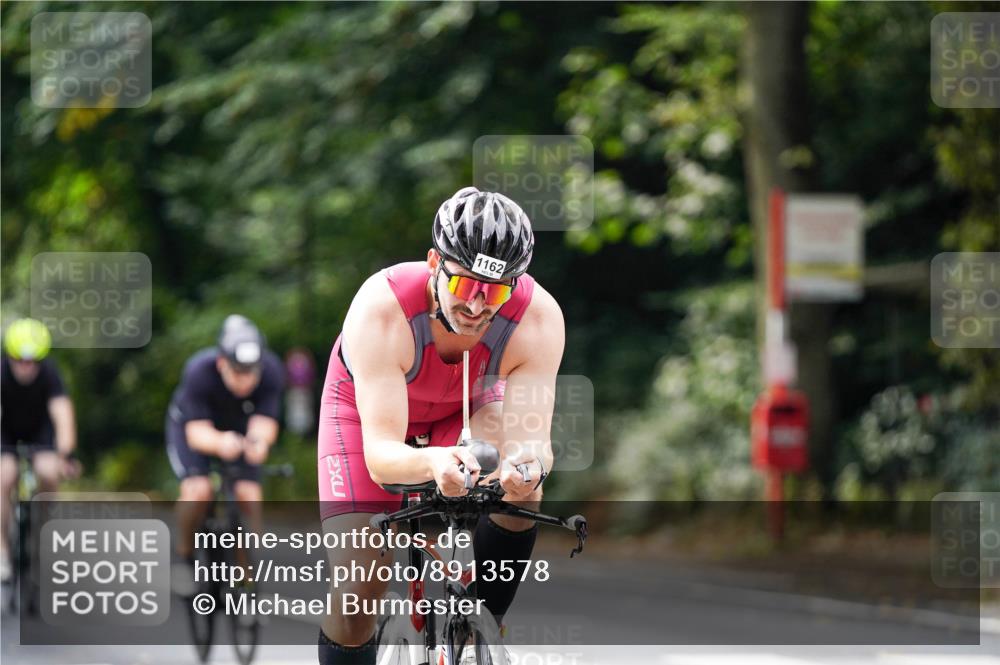 14.09.2025 - Stadtparktriathlon Michael Burmester http://msf.ph/oto/8913578 14.09.2025 12:01:58 Radfahren 1072, 1092, 1096, 1120, 1148, 1149, 1152, 1162, 1168, 1169, 1218 meine-sportfotos.de
