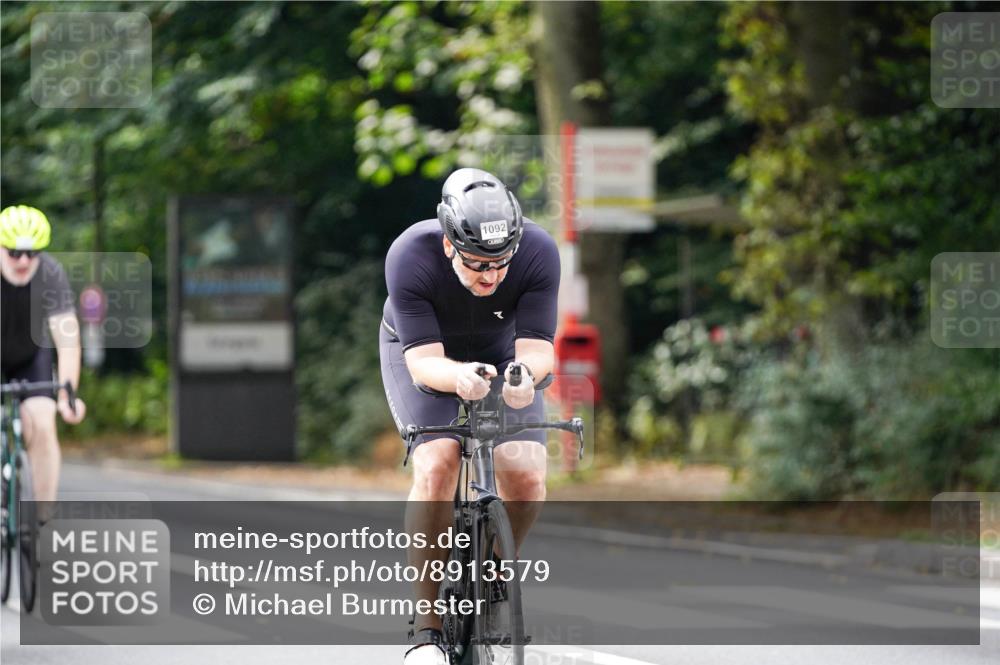 14.09.2025 - Stadtparktriathlon Michael Burmester http://msf.ph/oto/8913579 14.09.2025 12:01:59 Radfahren 1072, 1092, 1096, 1120, 1148, 1149, 1152, 1162, 1168, 1169, 1218 meine-sportfotos.de