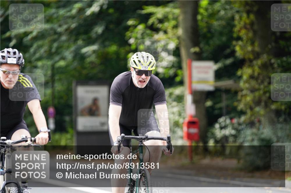14.09.2025 - Stadtparktriathlon Michael Burmester http://msf.ph/oto/8913581 14.09.2025 12:02:00 Radfahren 1072, 1092, 1096, 1120, 1148, 1149, 1152, 1162, 1168, 1169, 1218 meine-sportfotos.de