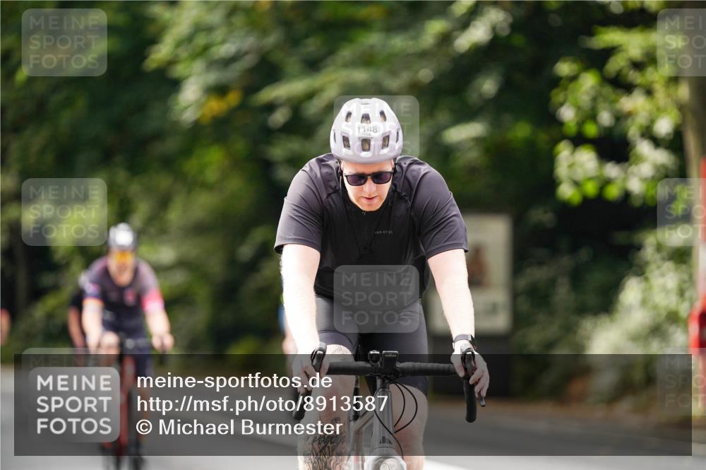 14.09.2025 - Stadtparktriathlon Michael Burmester http://msf.ph/oto/8913587 14.09.2025 12:02:04 Radfahren 1025, 1072, 1092, 1094, 1096, 1120, 1148, 1152, 1162, 1169, 1218 meine-sportfotos.de