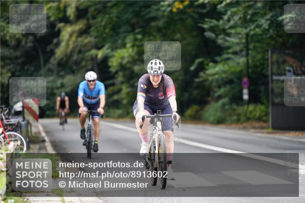 14.09.2025 - Stadtparktriathlon Michael Burmester http://msf.ph/oto/8913602 14.09.2025 12:02:17 Radfahren 1008, 1094, 1141, 1164, 1174, 1186, 1194 meine-sportfotos.de