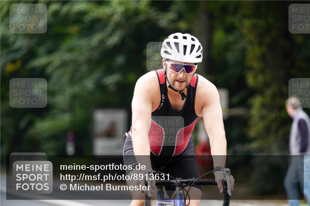 14.09.2025 - Stadtparktriathlon Michael Burmester http://msf.ph/oto/8913631 14.09.2025 12:02:57 Radfahren 1049, 1082, 1173 meine-sportfotos.de