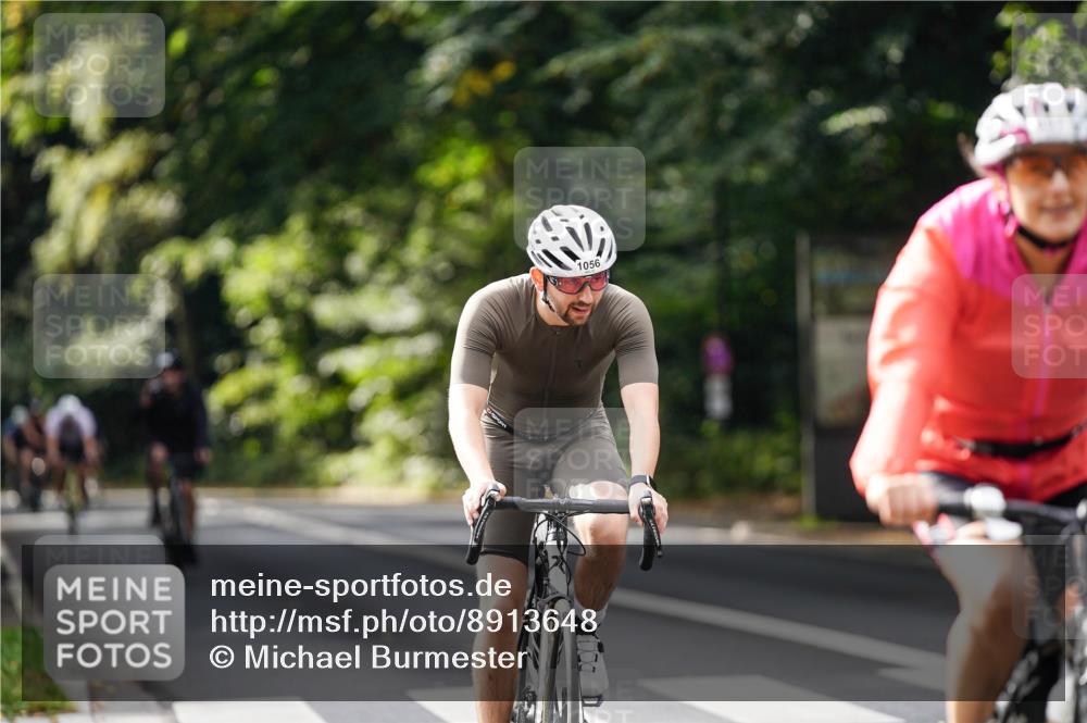 14.09.2025 - Stadtparktriathlon Michael Burmester http://msf.ph/oto/8913648 14.09.2025 12:03:30 Radfahren 997, 1023, 1056, 1077, 1091 meine-sportfotos.de
