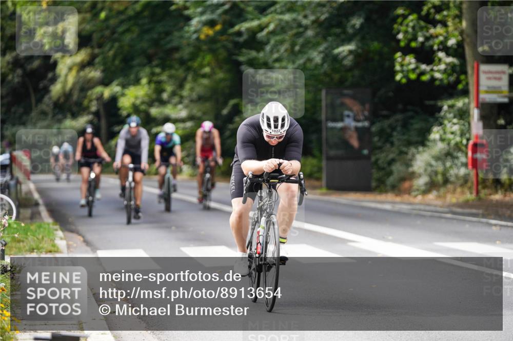 14.09.2025 - Stadtparktriathlon Michael Burmester http://msf.ph/oto/8913654 14.09.2025 12:03:39 Radfahren 1017, 1022, 1023, 1091, 1129, 1133, 1142, 1170, 1204, 1211 meine-sportfotos.de