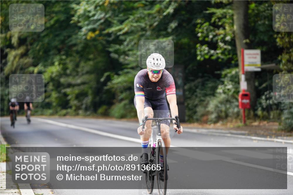 14.09.2025 - Stadtparktriathlon Michael Burmester http://msf.ph/oto/8913665 14.09.2025 12:03:48 Radfahren 1017, 1129, 1142, 1144, 1170, 1203, 1204, 1205, 1211 meine-sportfotos.de