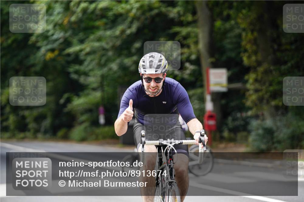 14.09.2025 - Stadtparktriathlon Michael Burmester http://msf.ph/oto/8913674 14.09.2025 12:03:57 Radfahren 1089, 1144, 1205 meine-sportfotos.de