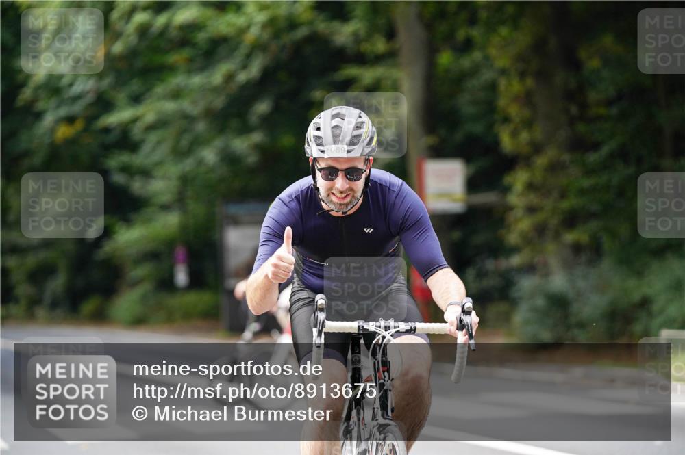 14.09.2025 - Stadtparktriathlon Michael Burmester http://msf.ph/oto/8913675 14.09.2025 12:03:57 Radfahren 1089, 1144, 1205 meine-sportfotos.de