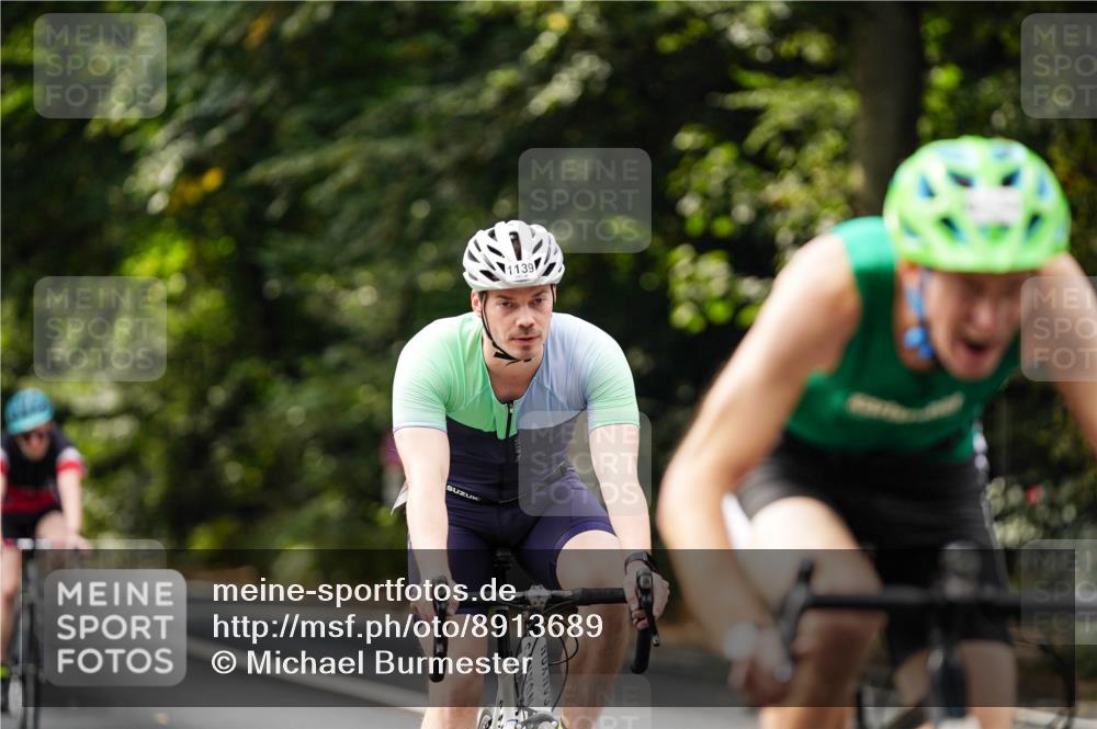 14.09.2025 - Stadtparktriathlon Michael Burmester http://msf.ph/oto/8913689 14.09.2025 12:04:25 Radfahren 1132, 1139, 1146, 1189, 1197, 1212 meine-sportfotos.de