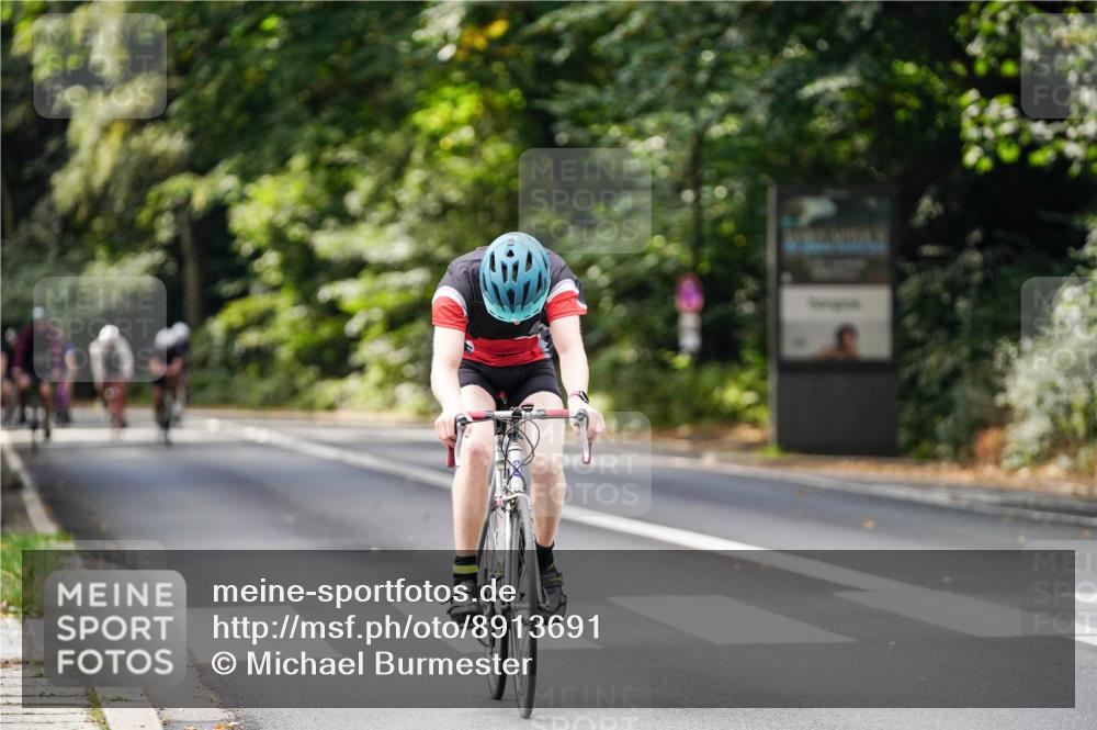 14.09.2025 - Stadtparktriathlon Michael Burmester http://msf.ph/oto/8913691 14.09.2025 12:04:26 Radfahren 1027, 1132, 1139, 1146, 1189, 1212 meine-sportfotos.de
