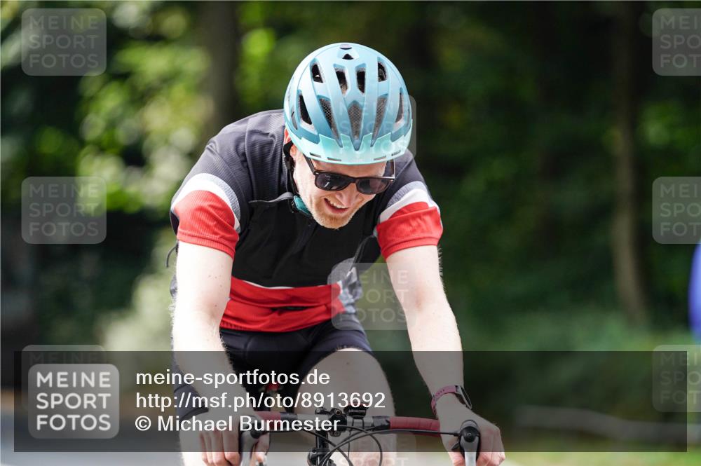 14.09.2025 - Stadtparktriathlon Michael Burmester http://msf.ph/oto/8913692 14.09.2025 12:04:27 Radfahren 1027, 1123, 1132, 1139, 1146, 1189, 1212 meine-sportfotos.de